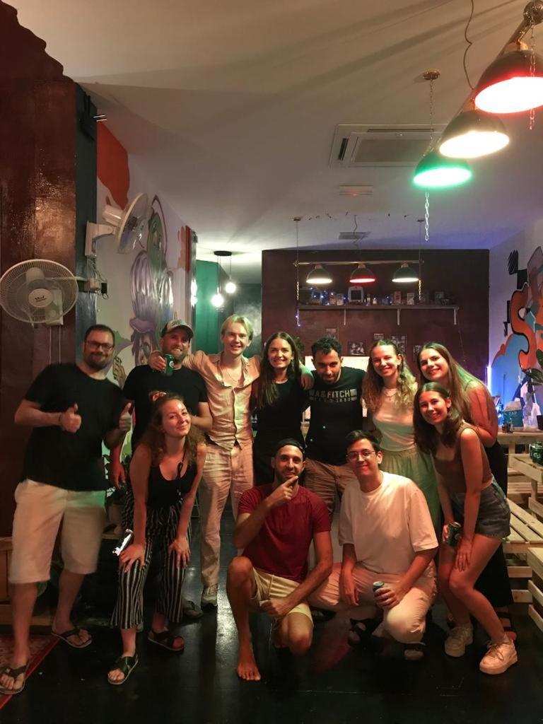 H2 Worldpackers , The Social Hotel Кота Кинабалу Екстериор снимка