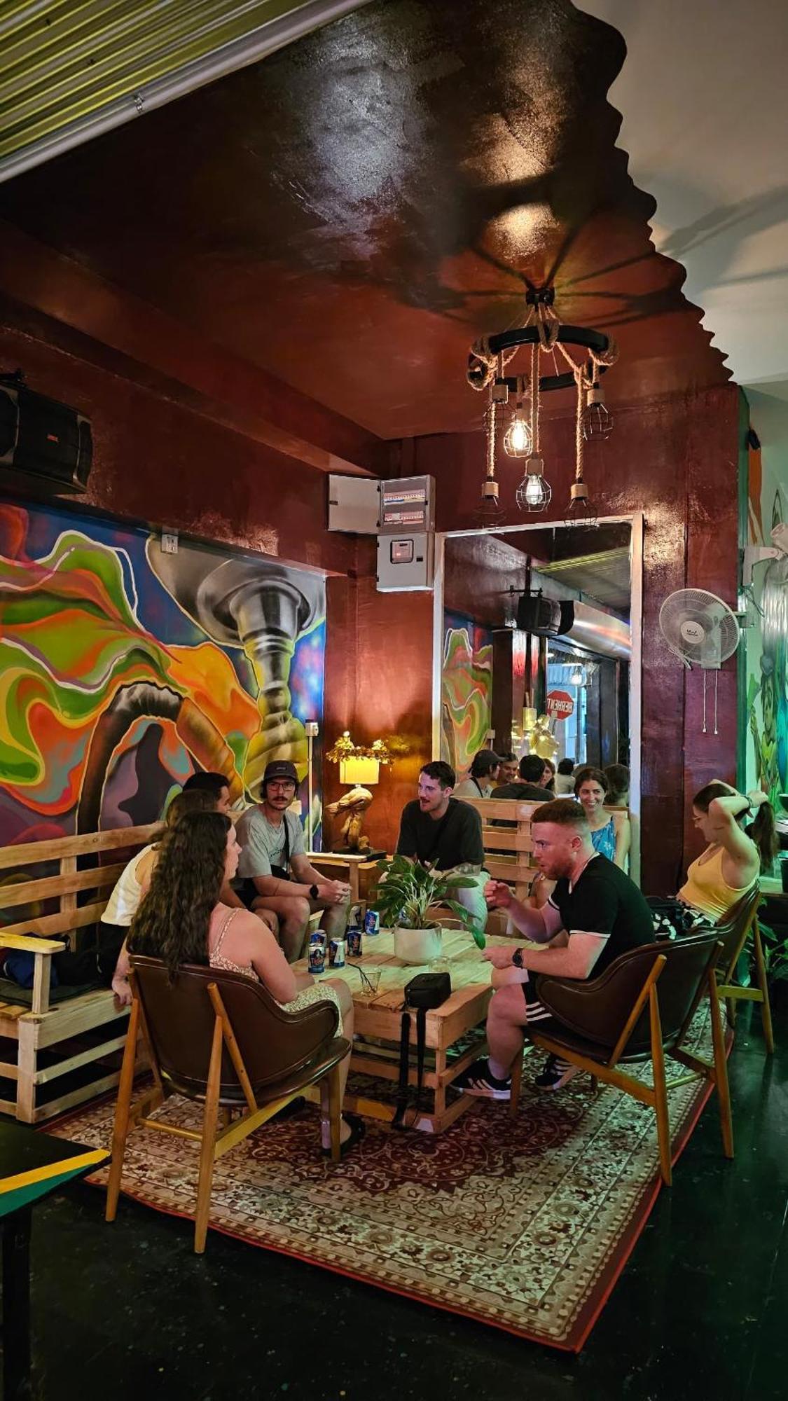 H2 Worldpackers , The Social Hotel Кота Кинабалу Екстериор снимка